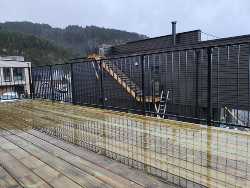 spiler ramme svart farge